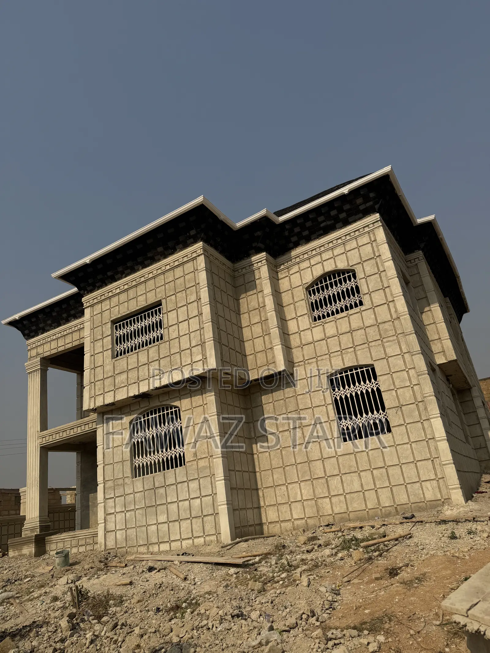 5bdrm Apartment in Good Jobs, Atwima Kwanwoma for sale