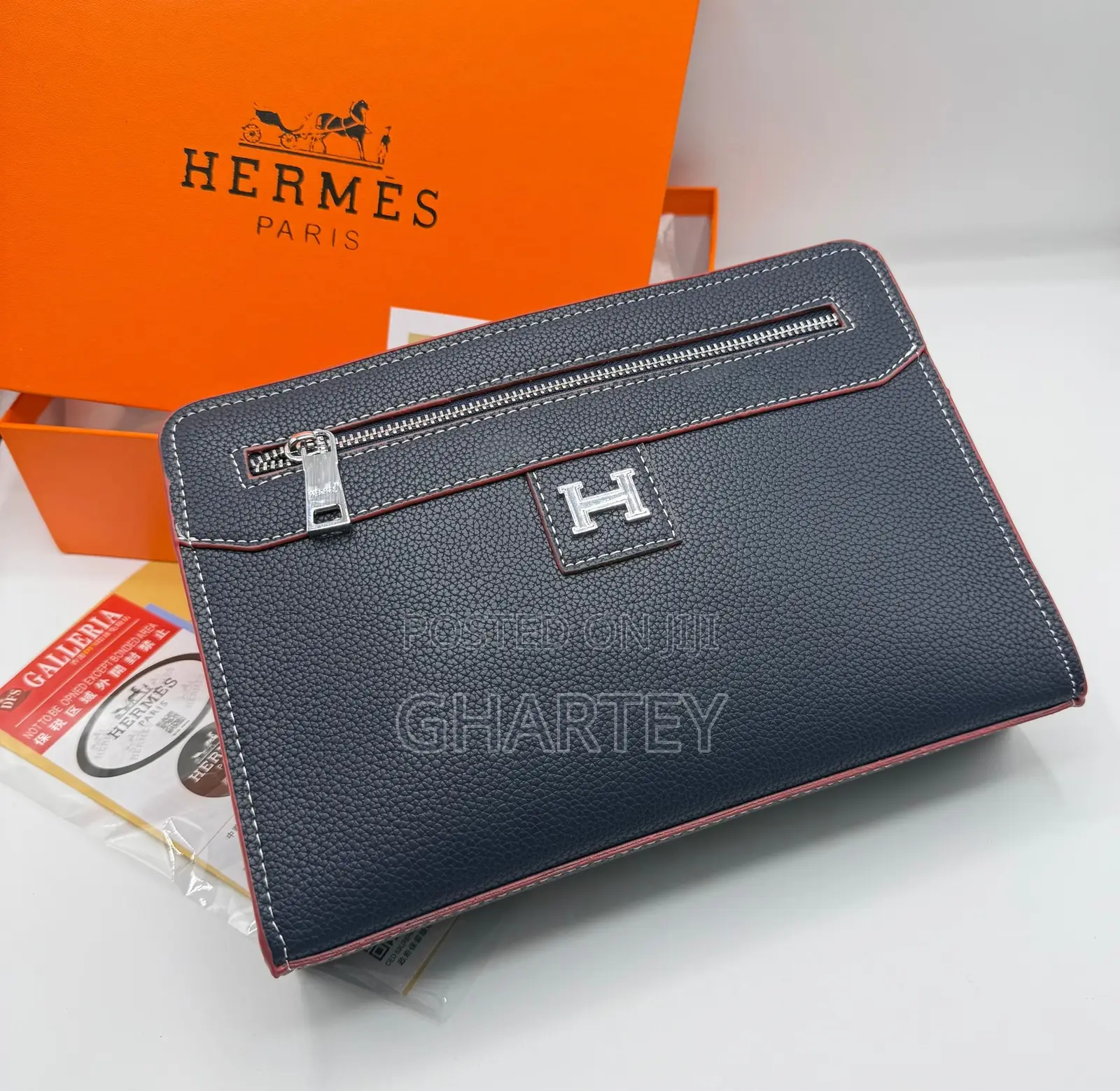 Hermès-Style Luxury Leather Handbag – Elegant Sophisticated