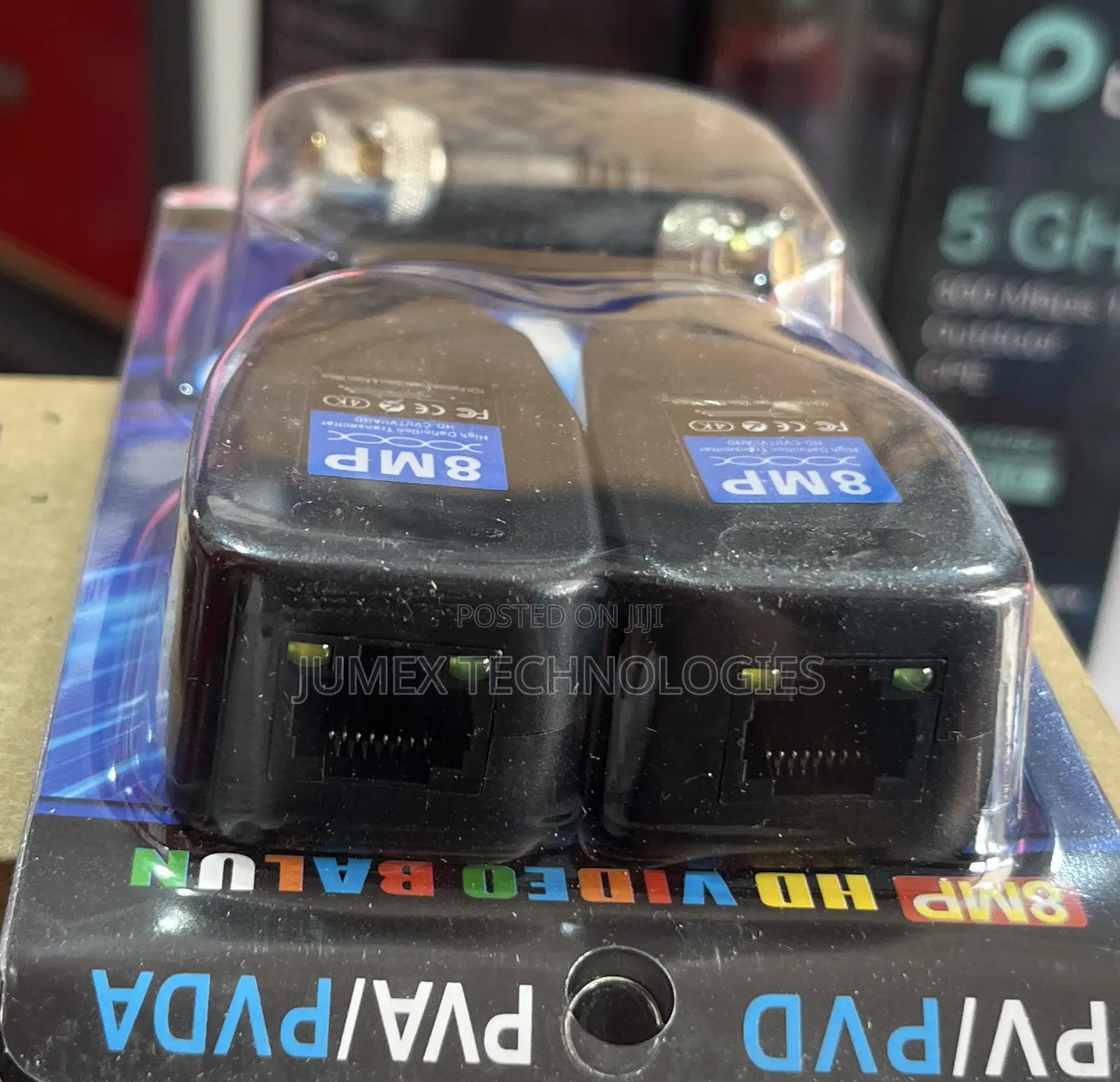Video Balun Pv Upto 8mp Hd Passive Video/Power Data Audio Balun-Rj45