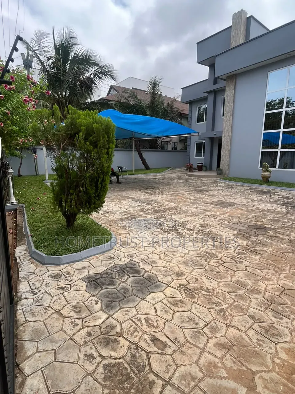 5bdrm Duplex in Tseaddo for rent