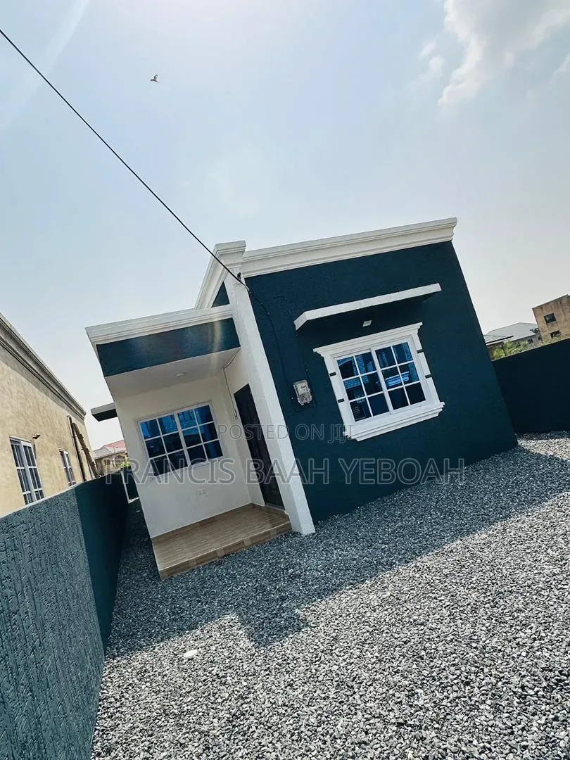 3bdrm House in Shining Star Real, Accra Metropolitan for sale