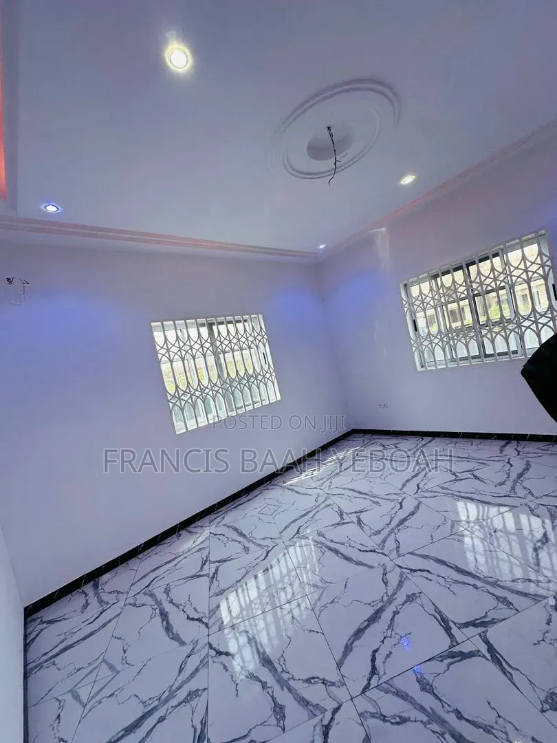 3bdrm House in Shining Star Real, Accra Metropolitan for sale
