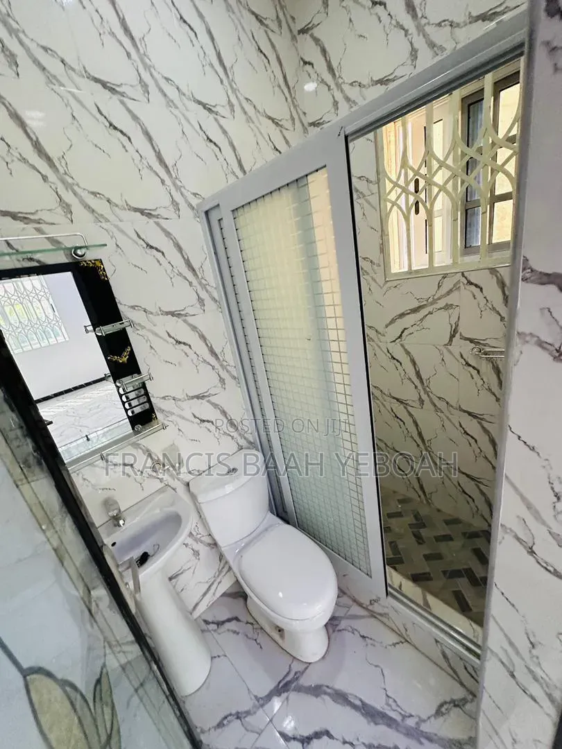 3bdrm House in Shining Star Real, Accra Metropolitan for sale