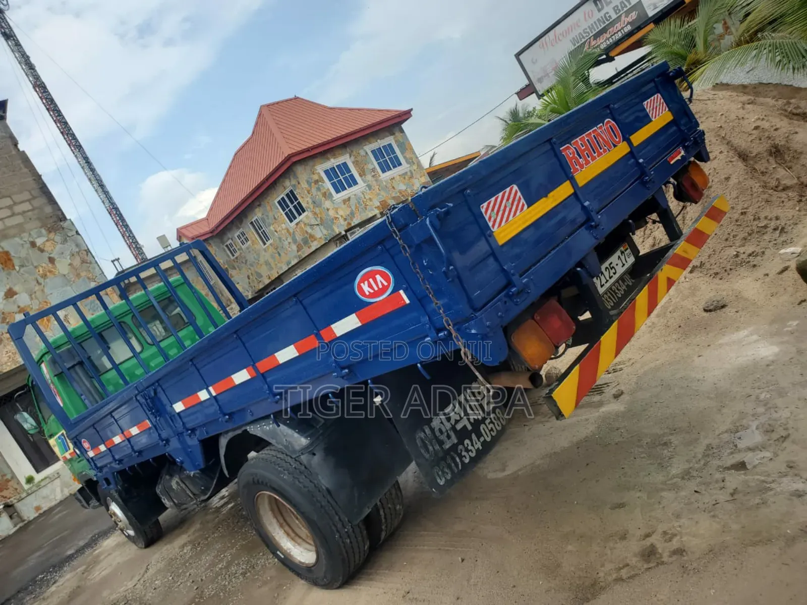 Hino Hino Dutro 2014 Blue