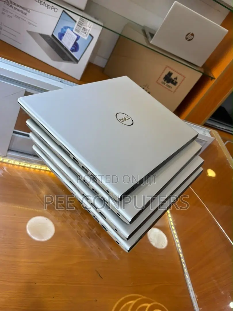 Laptop Dell Vostro 14 5471 8GB Intel Core i5 SSD 256GB