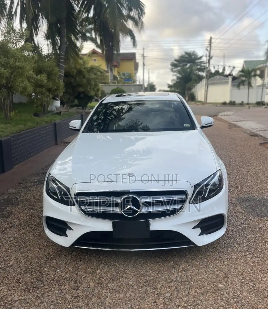 Mercedes-Benz E300 2017 White