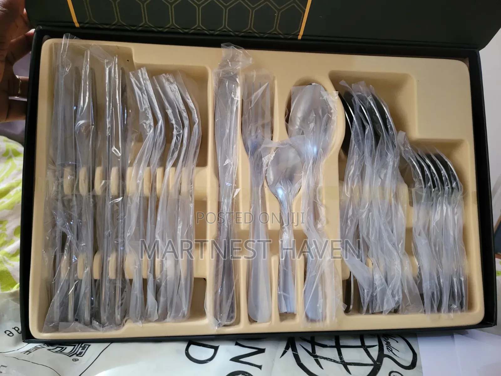24pcs Cutlery Set