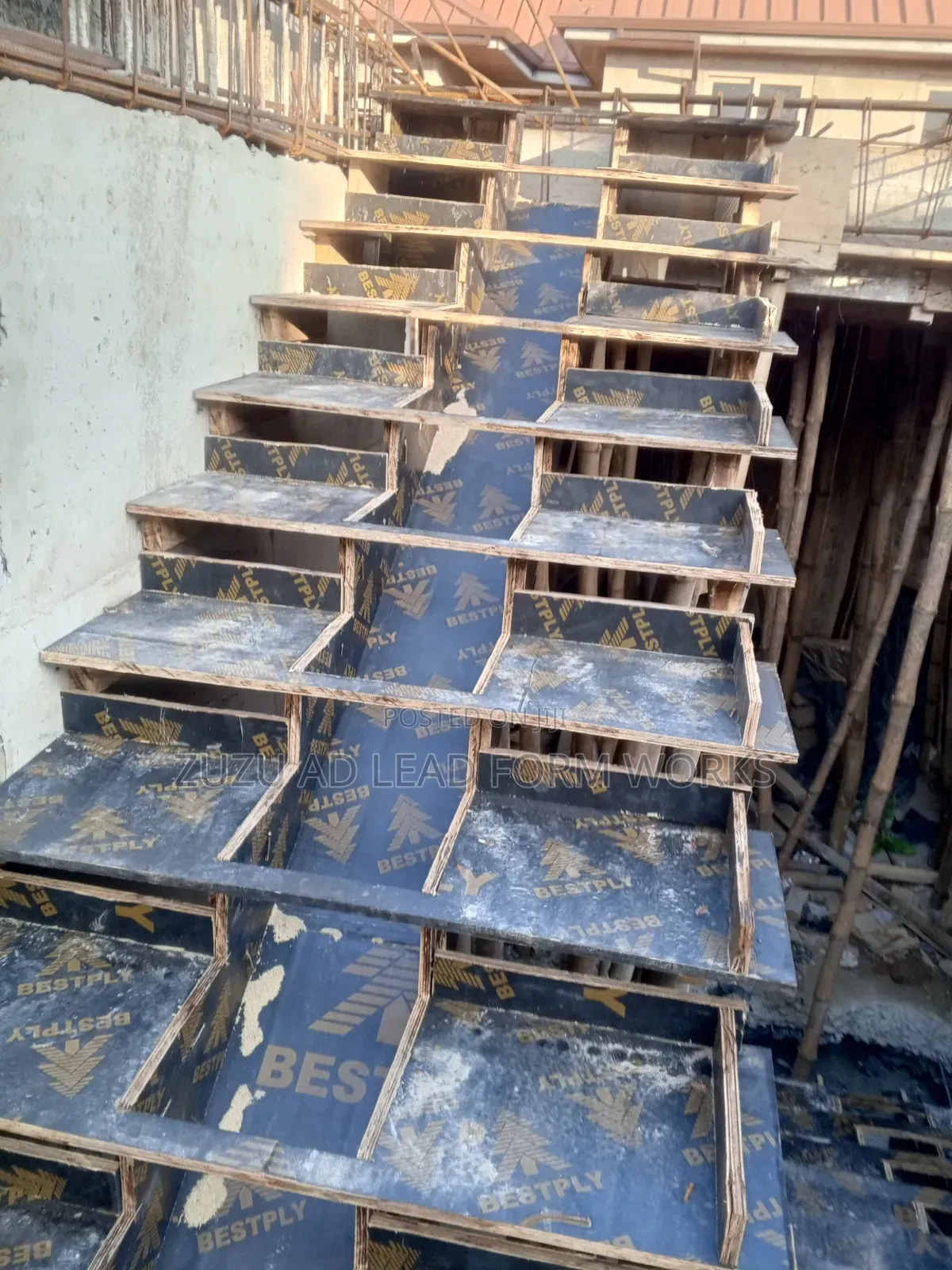 Decking Materials for Rentals Installation and Dismantle