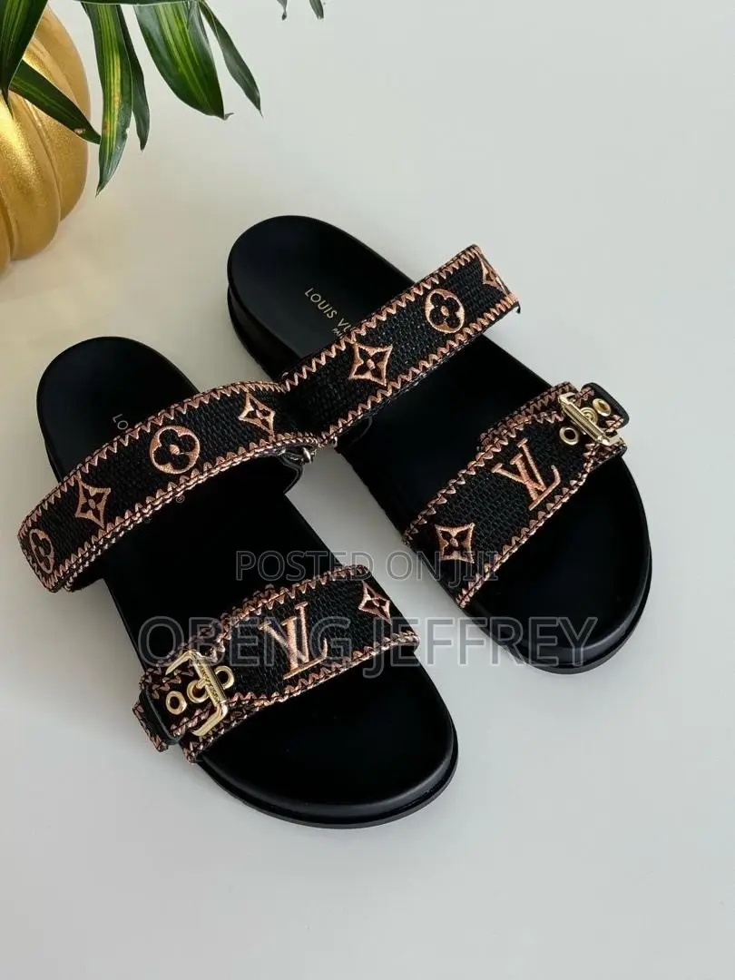 Original Louis Vuitton Ladies Slippers in Colours