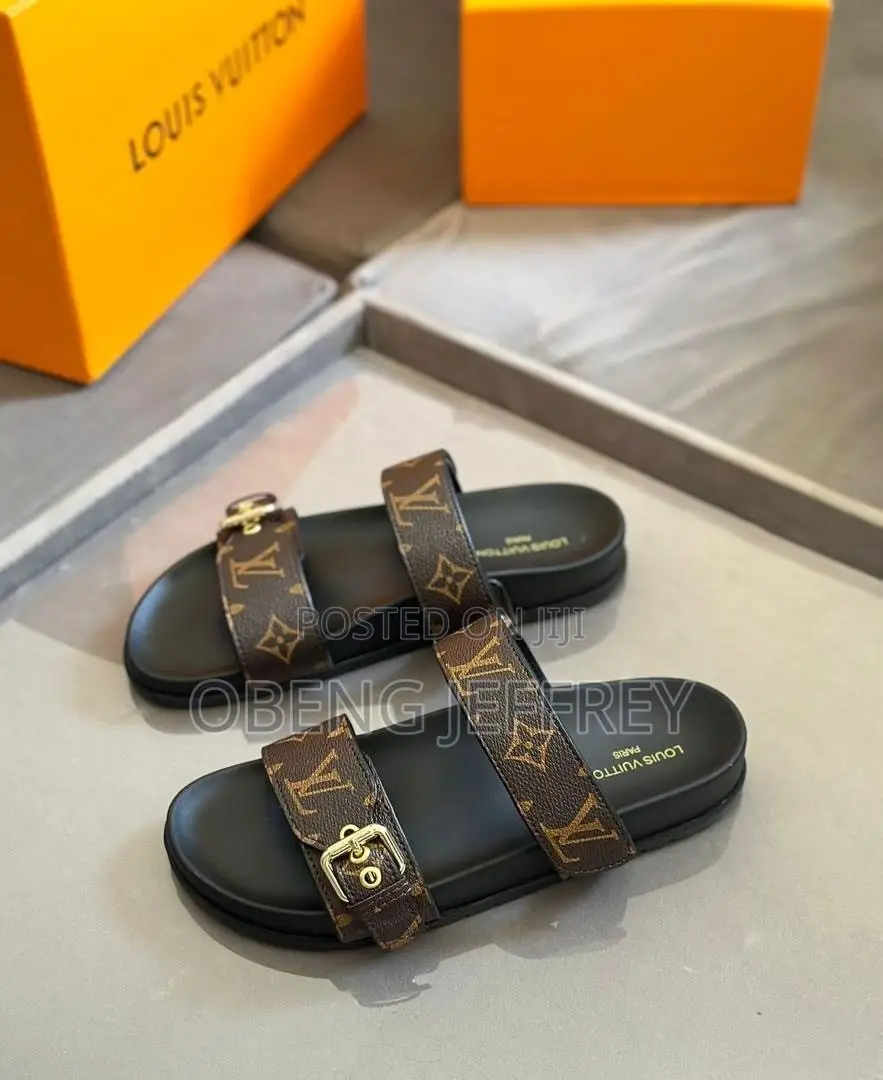 Original Louis Vuitton Ladies Slippers in Colours