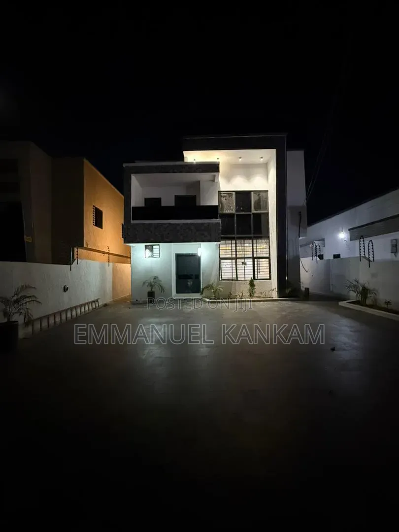 4bdrm House in Lashibi for sale