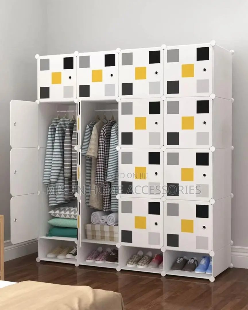 16 Cubes Wardrobe