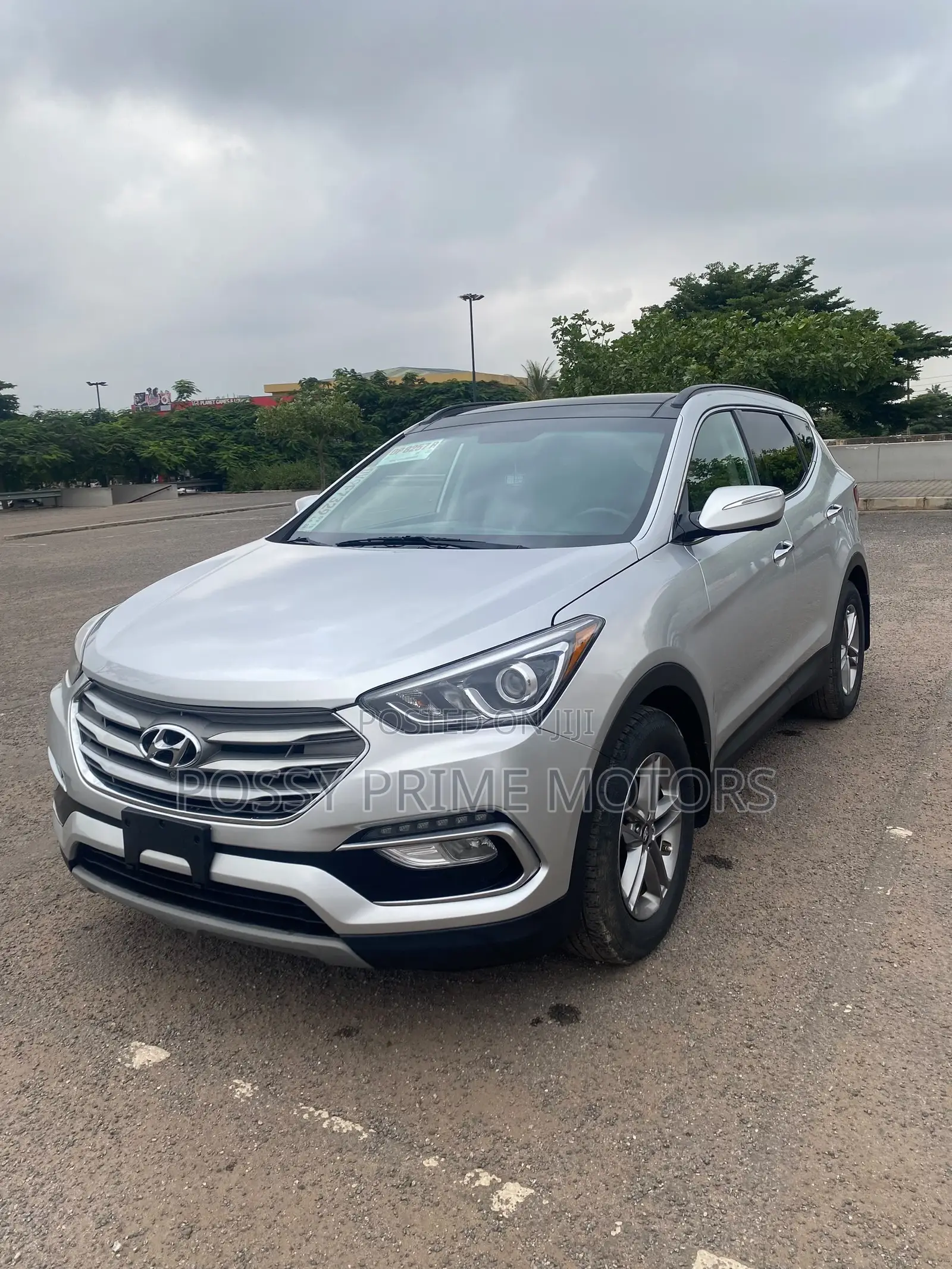 Hyundai Santa Fe SE Ultimate FWD 2018 Silver