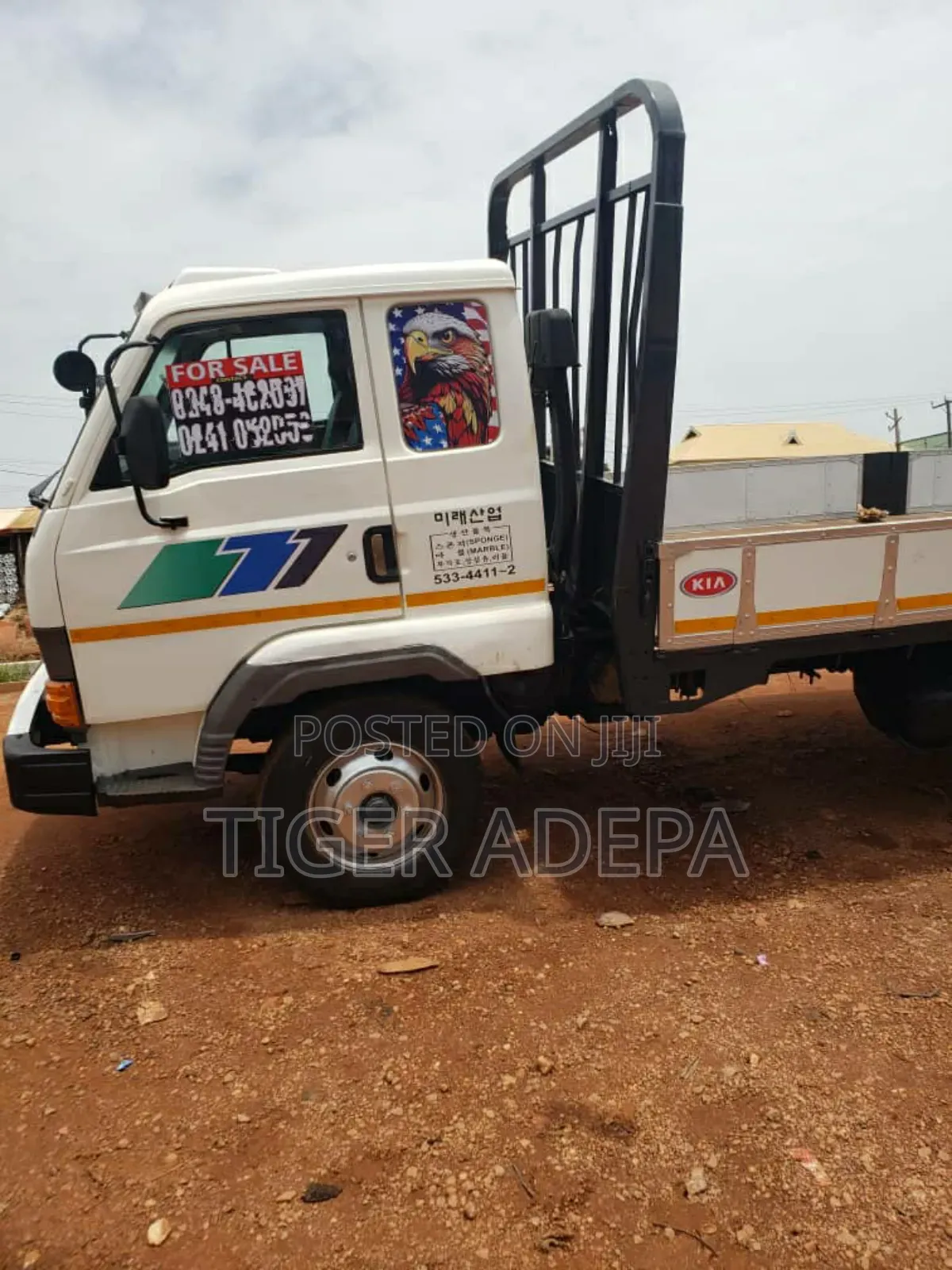 Hino Hino Dutro 2014 White