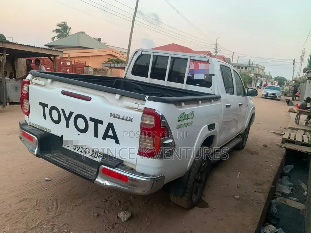 Toyota Hilux 2.5 Diesel 2020 White