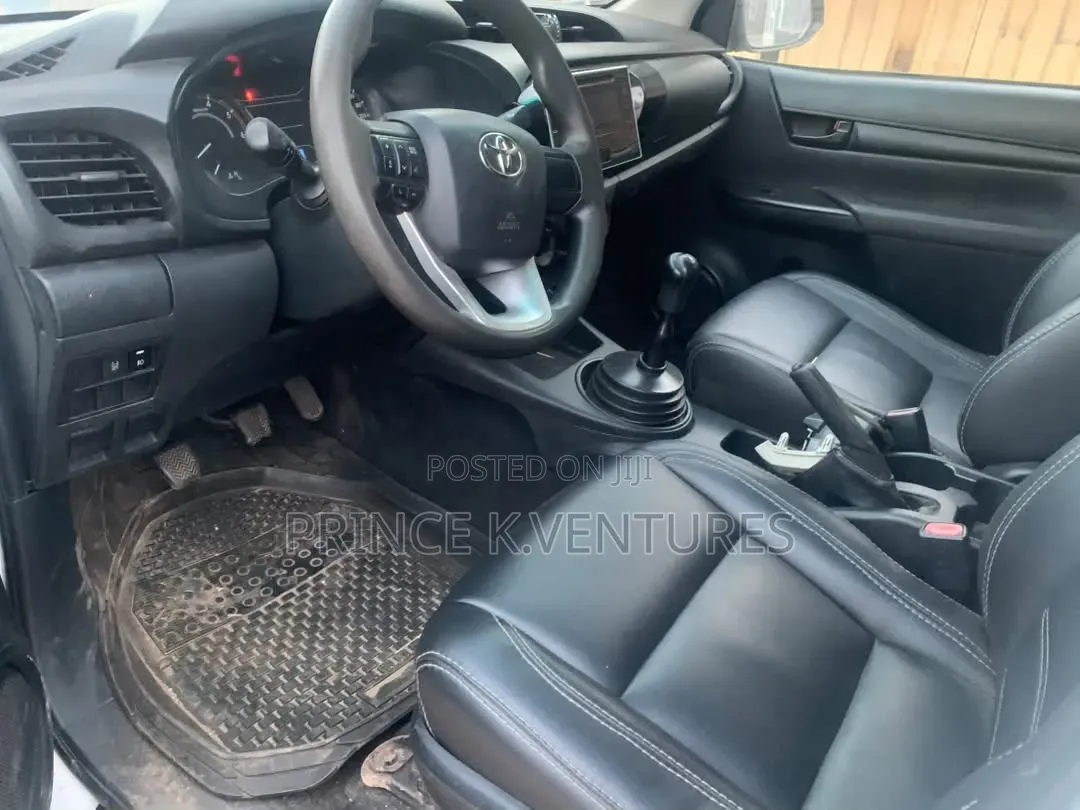 Toyota Hilux 2.5 Diesel 2020 White