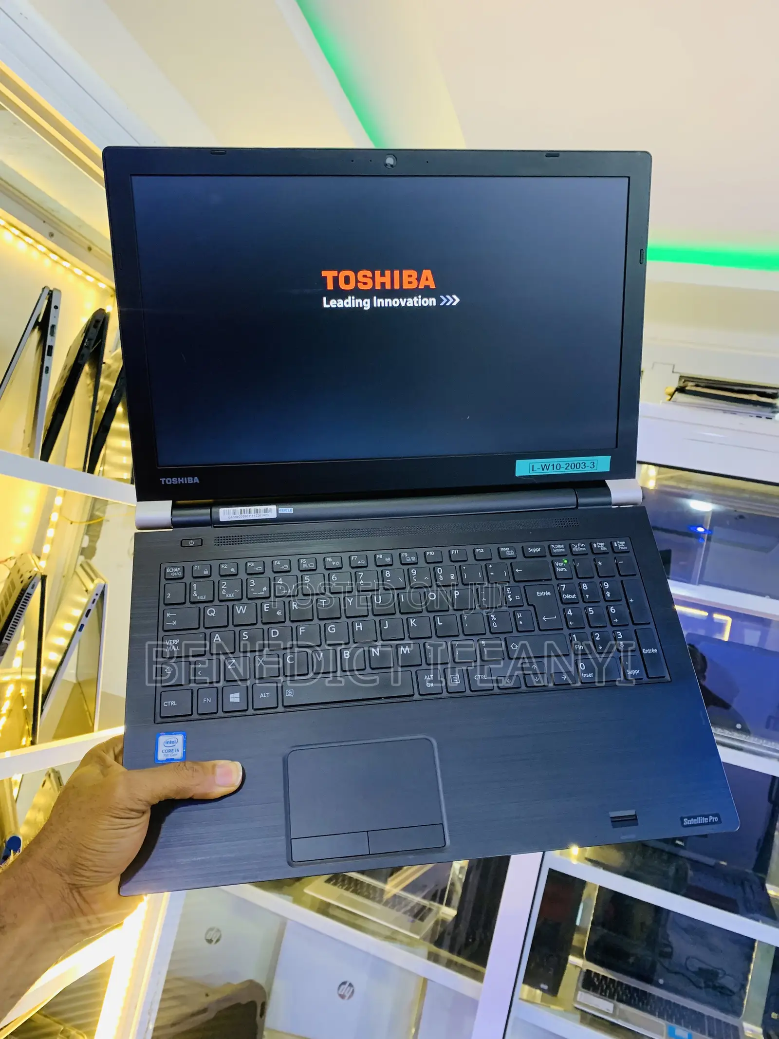 Laptop Toshiba Satellite Pro A300 8GB Intel Core i5 SSD 256GB