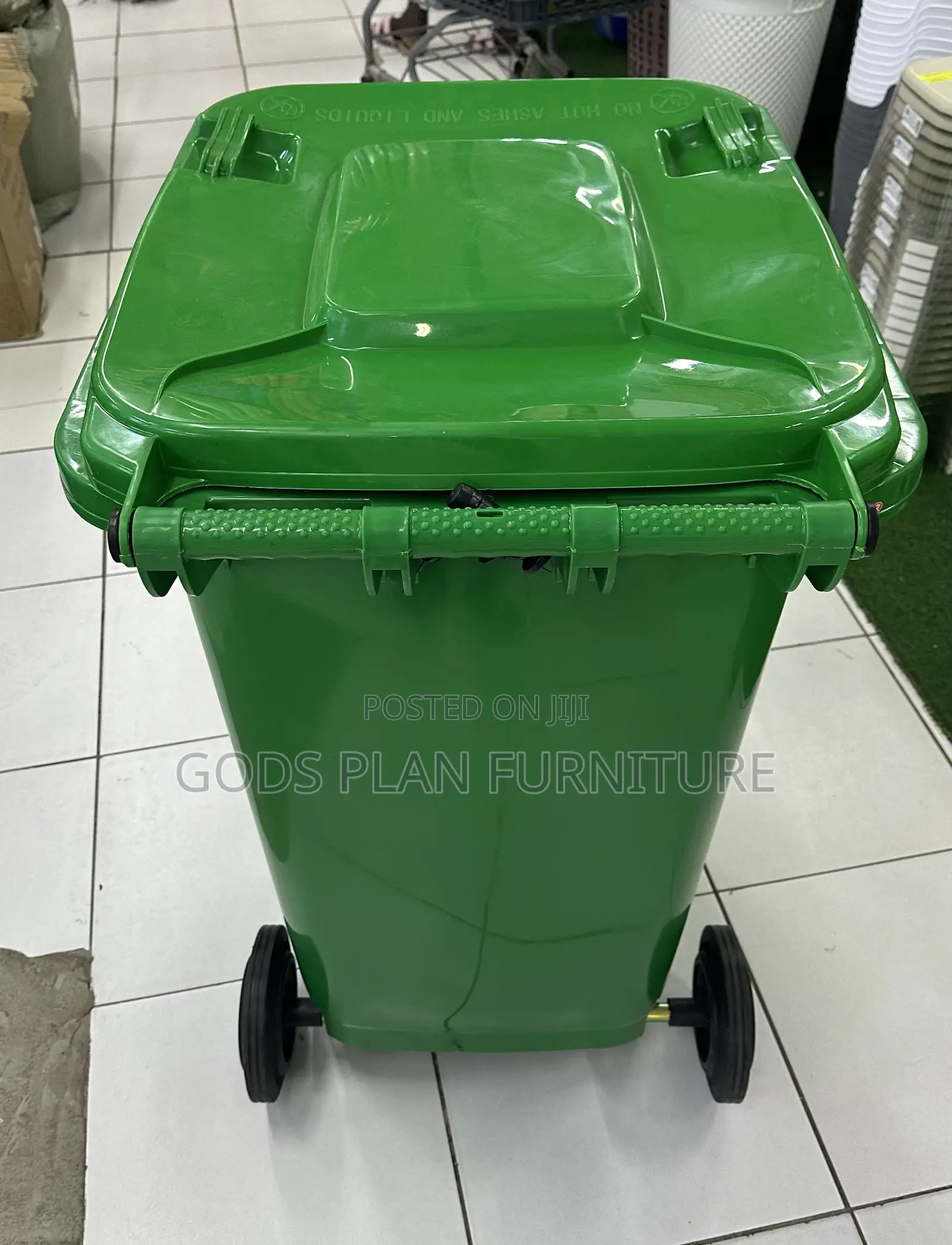 Trash Can/ Dust Bin (240L)