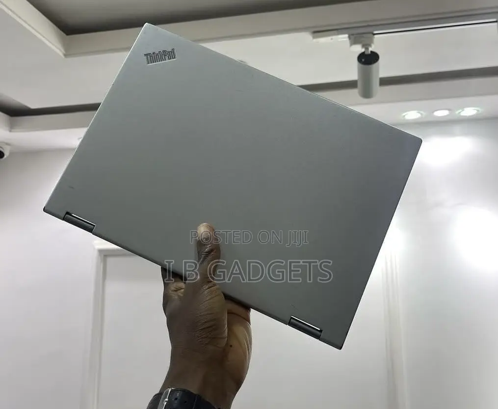 Laptop Lenovo ThinkPad X380 Yoga 16GB Intel Core i5 SSD 256GB