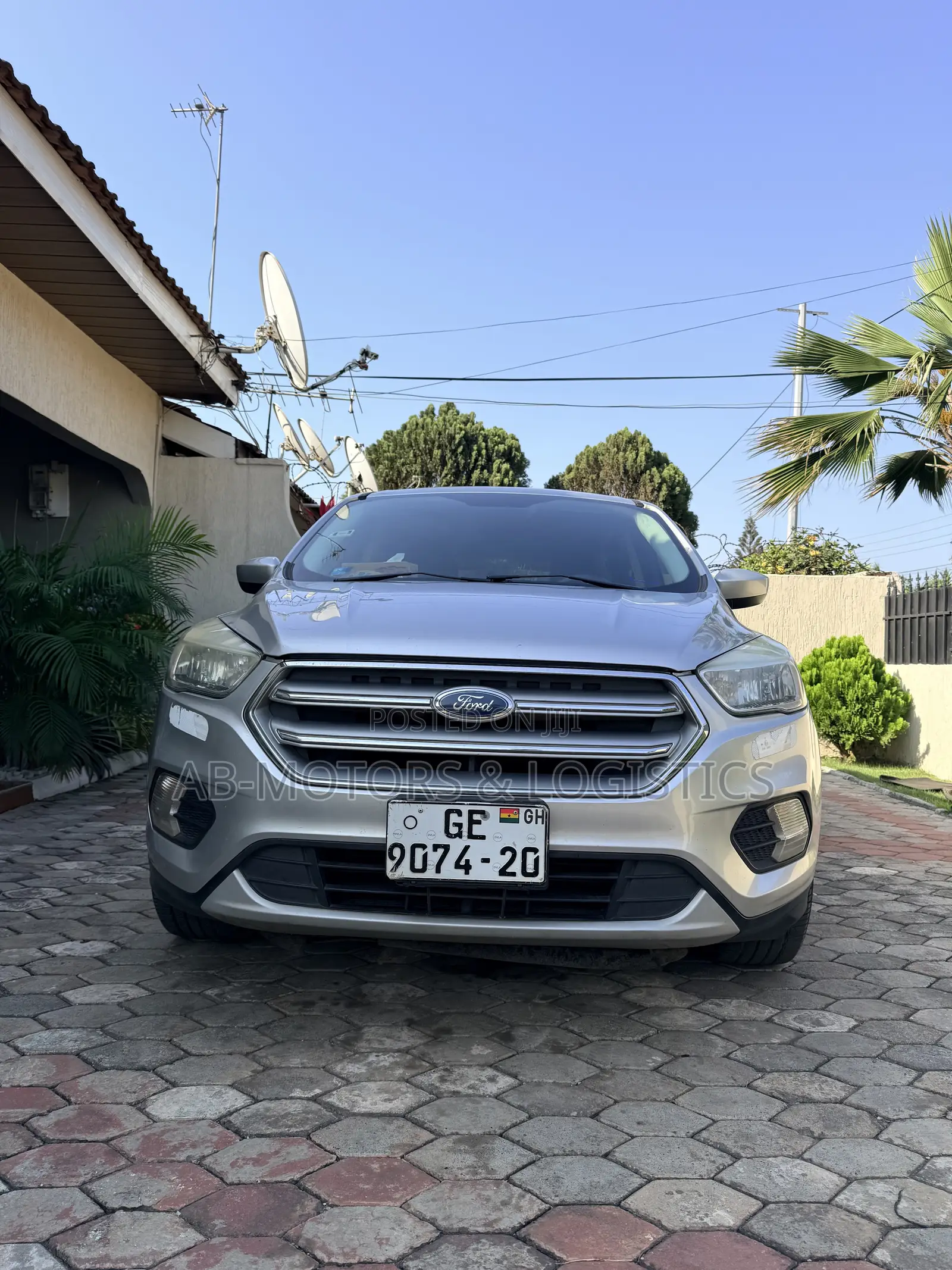 Ford Escape SE FWD 2017 Gray