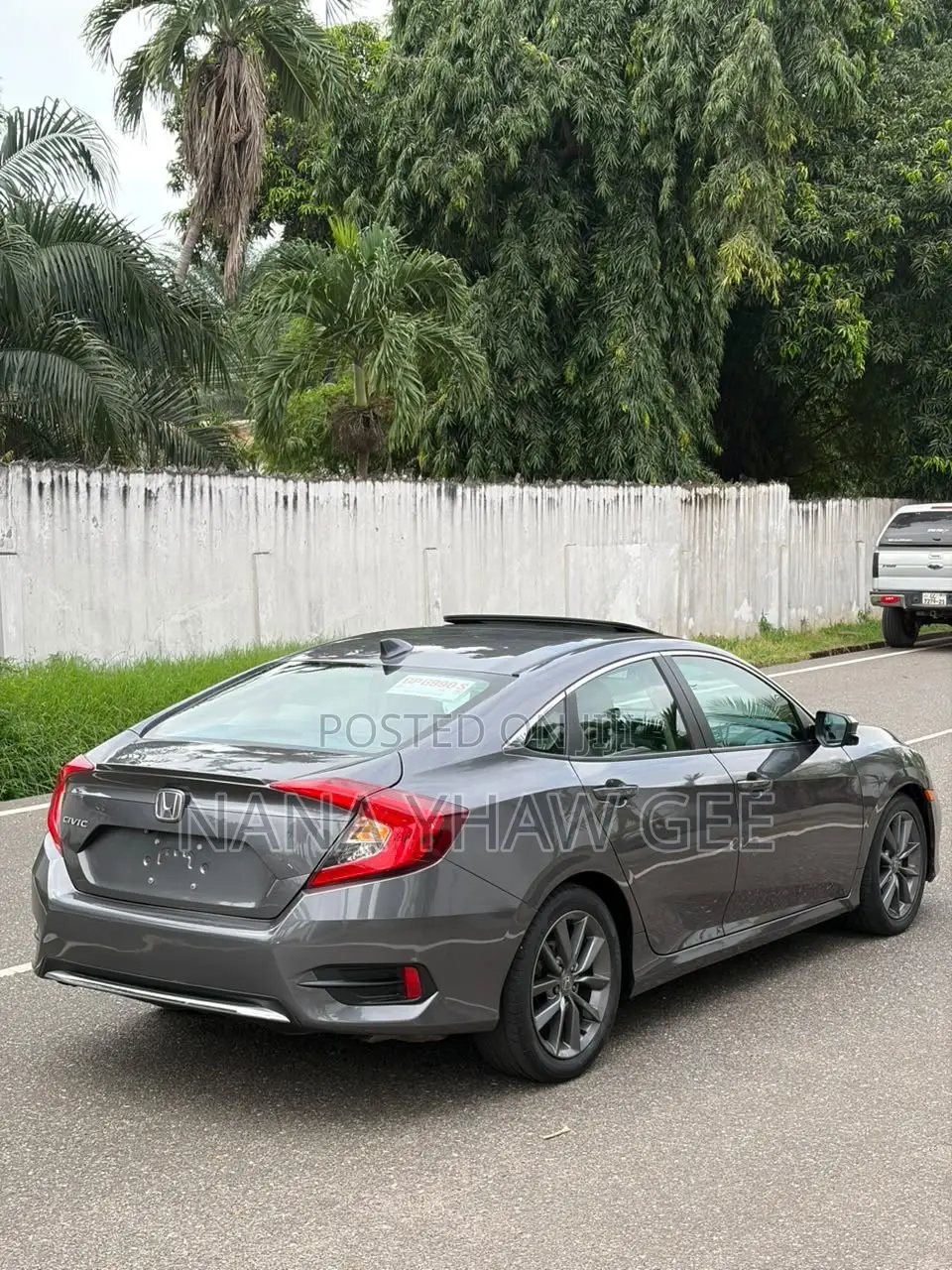 Honda Civic EX-L Sedan 2019 Gray