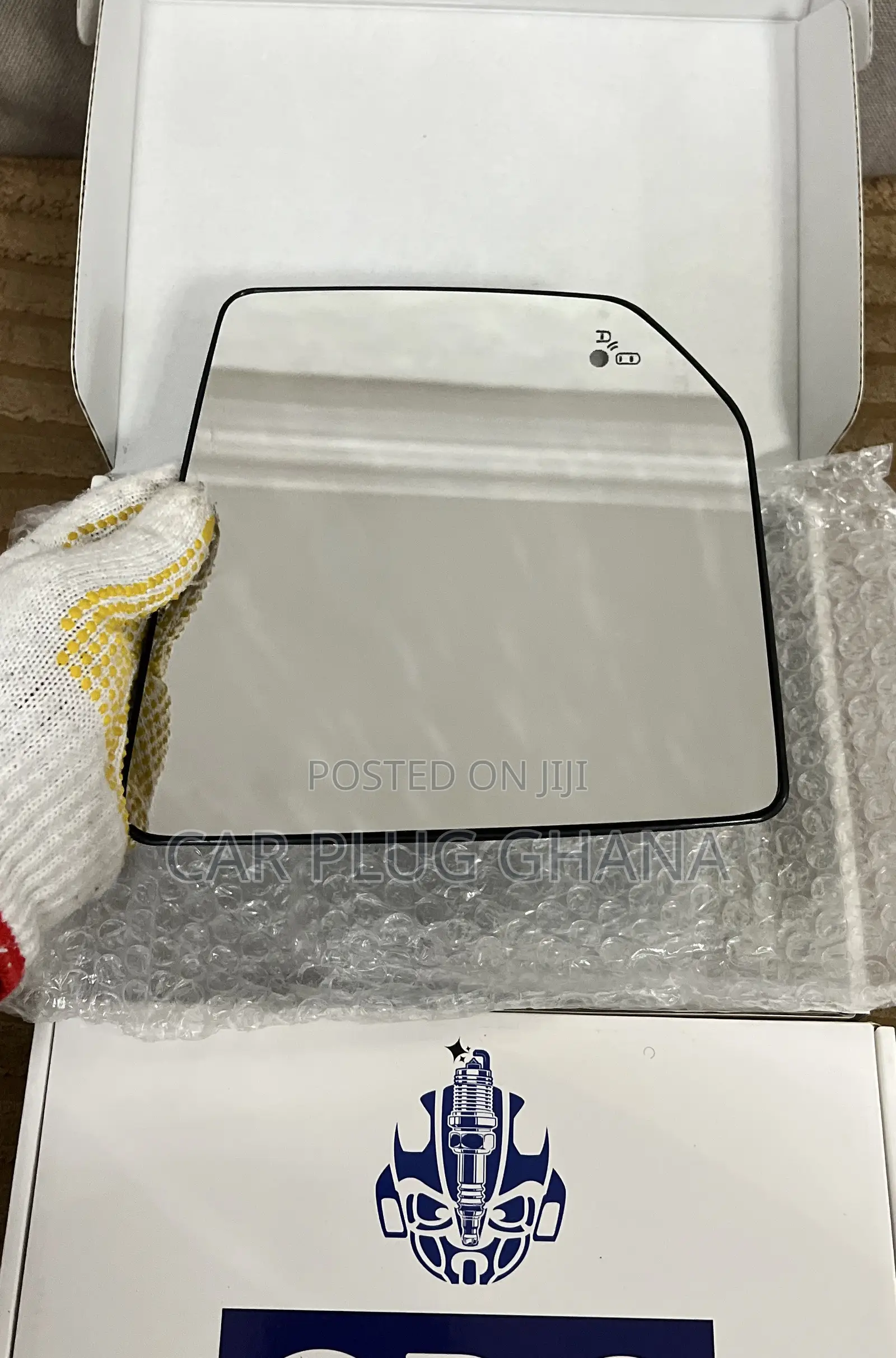 Ford F150 Side Mirror Glass With Sensor