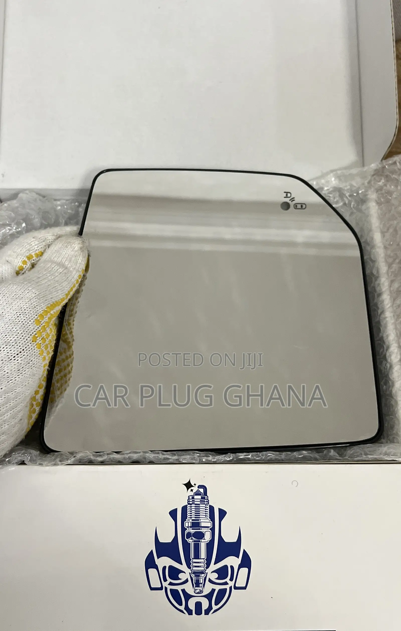 Ford F150 Side Mirror Glass With Sensor