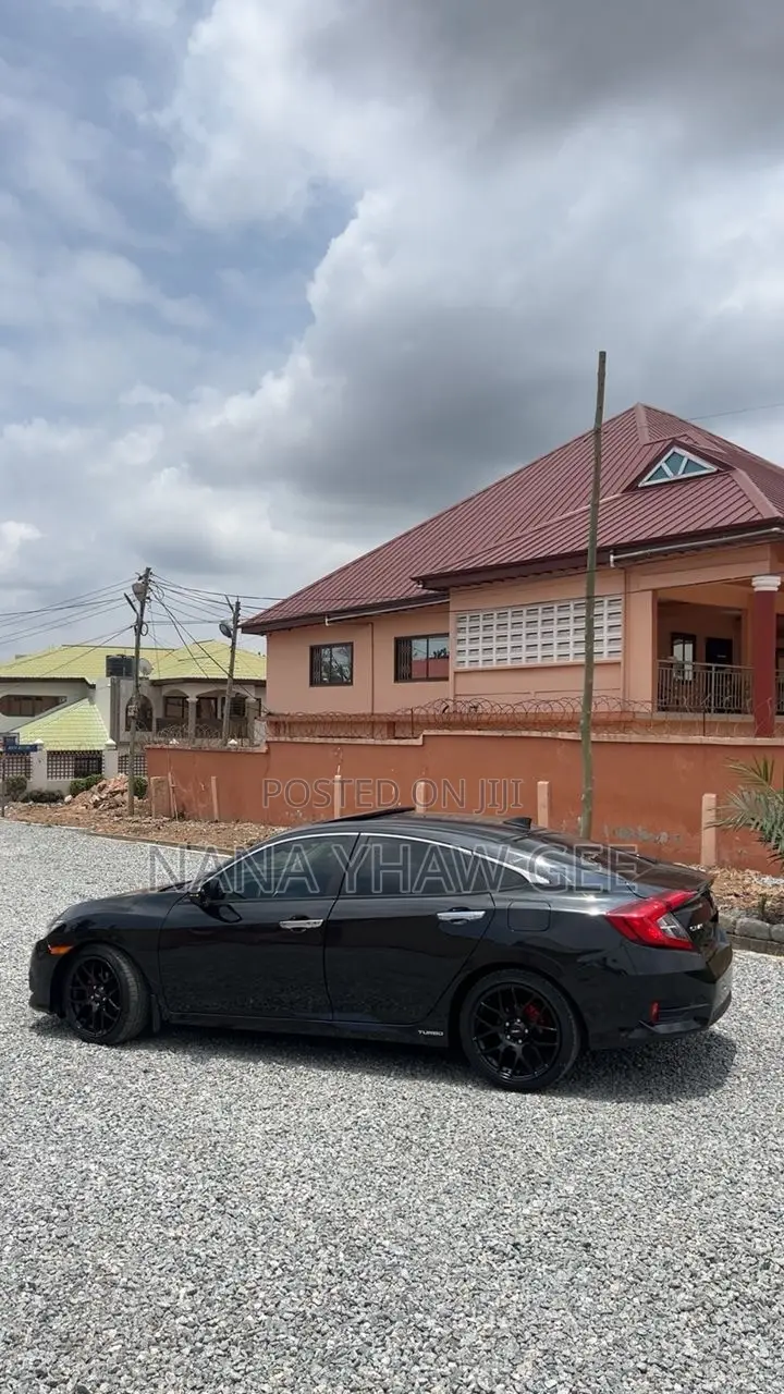 Honda Civic Touring 4dr Sedan (1.5L 4cyl) 2017 Black
