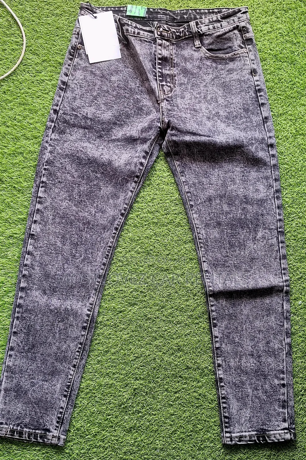 Store Jean for Sale