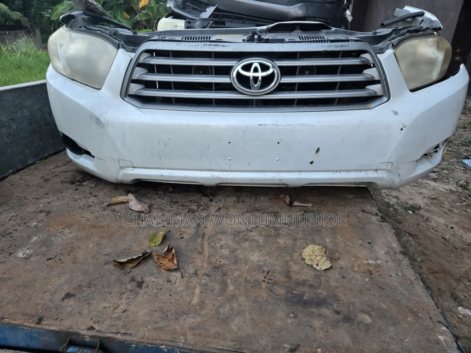 Front Cut of Toyota Higlander 2008 to 2010