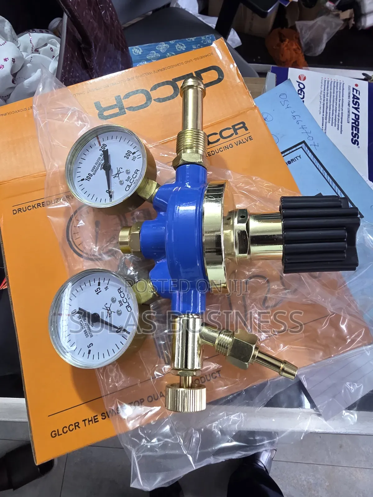 Oxygen Regulator