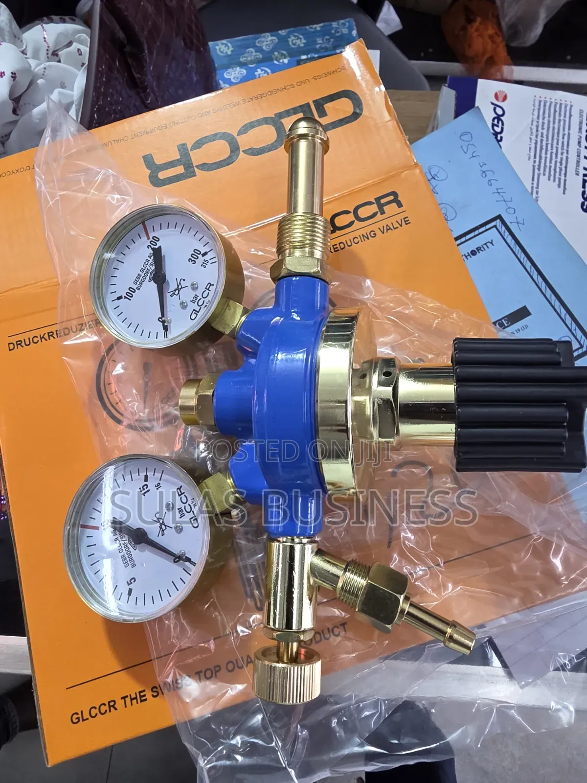 Oxygen Regulator