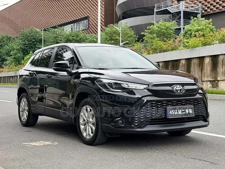 Toyota Frontlander 2023 Black