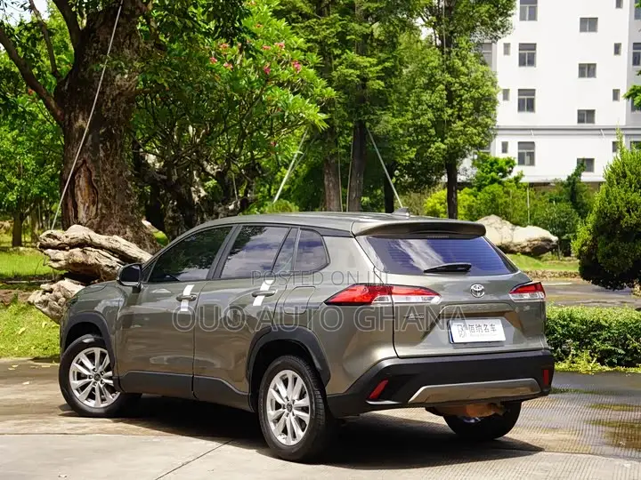 Toyota Corolla Cross 2022 Gray