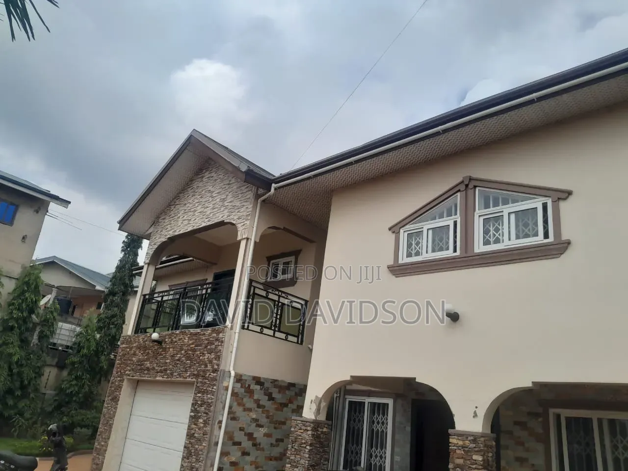 Furnished 7bdrm House in 7 Bedroom Self, Tema Metropolitan for rent