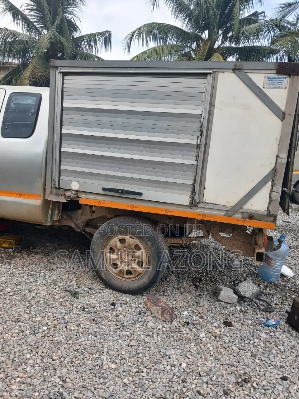 Toyota Hilux 2.5 D-4D 4X4 SRX 2009 Silver