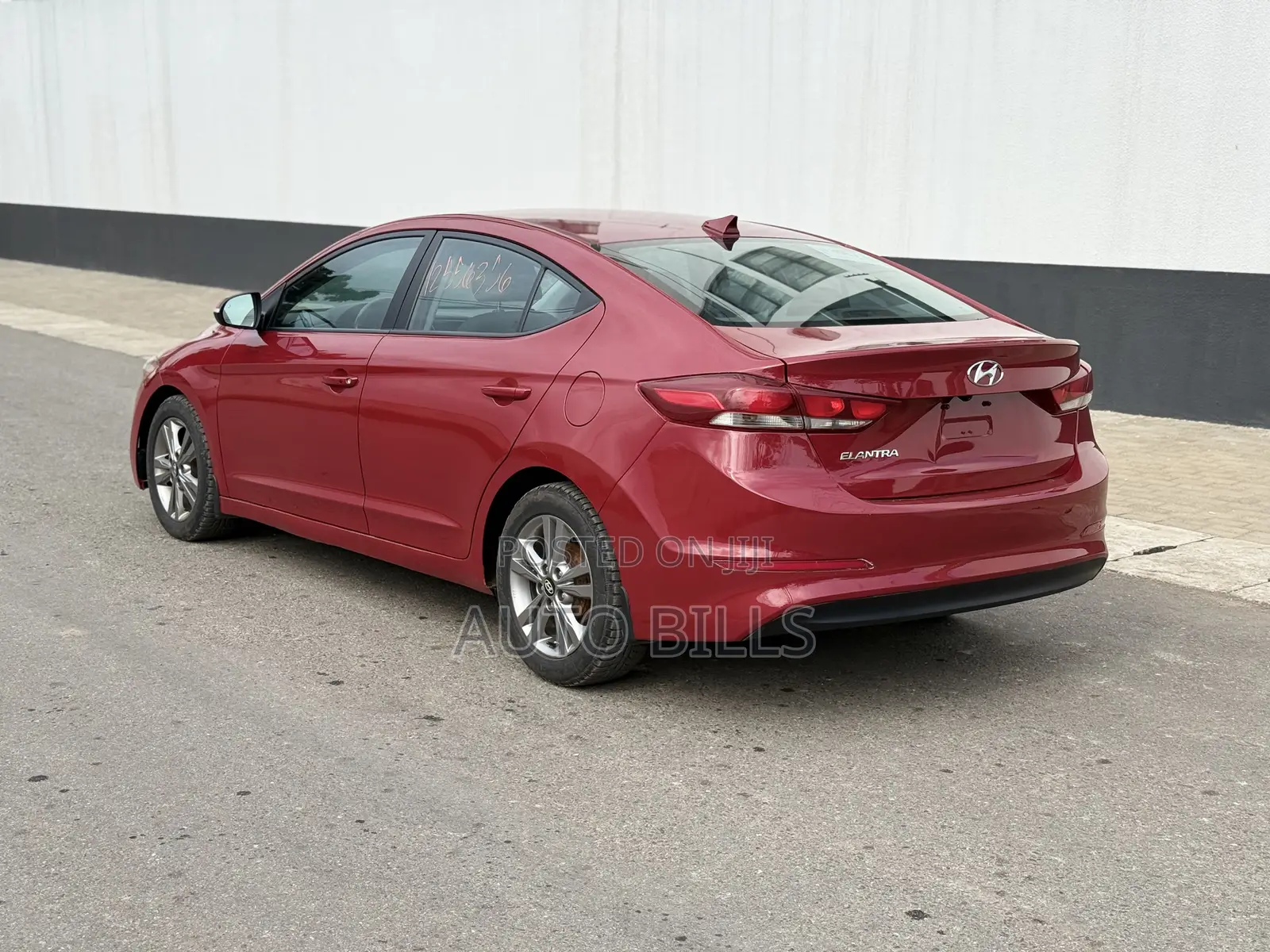Hyundai Elantra SE 2018 Red