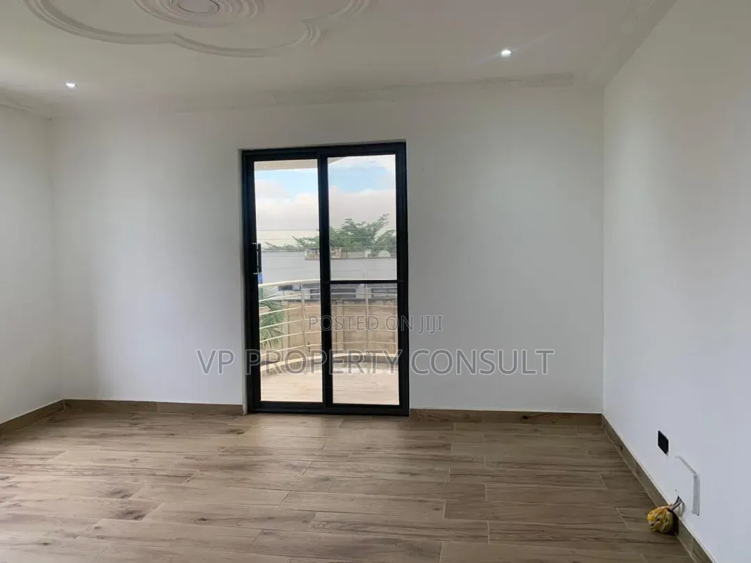 4bdrm House in Oyarifa Mall Area for sale