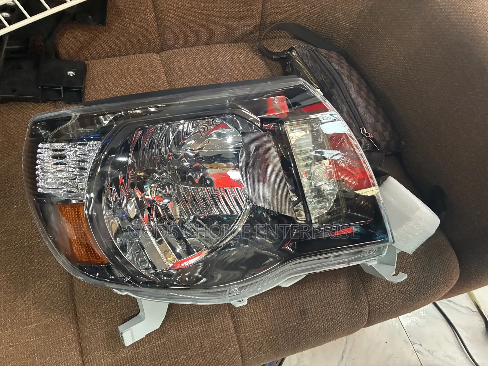 Headlight Tacoma 2008-2011 Black