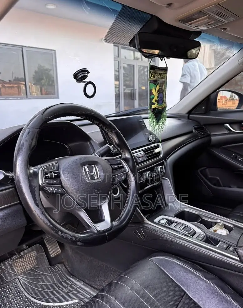 Honda Accord Touring 2.0T 2018
