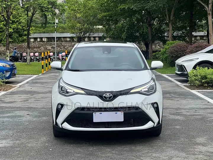 Toyota C-HR 2021 White