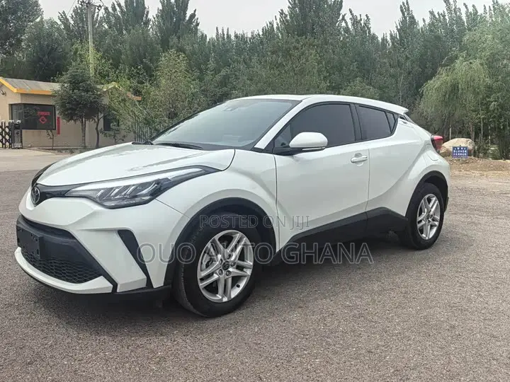Toyota C-HR 2023 White