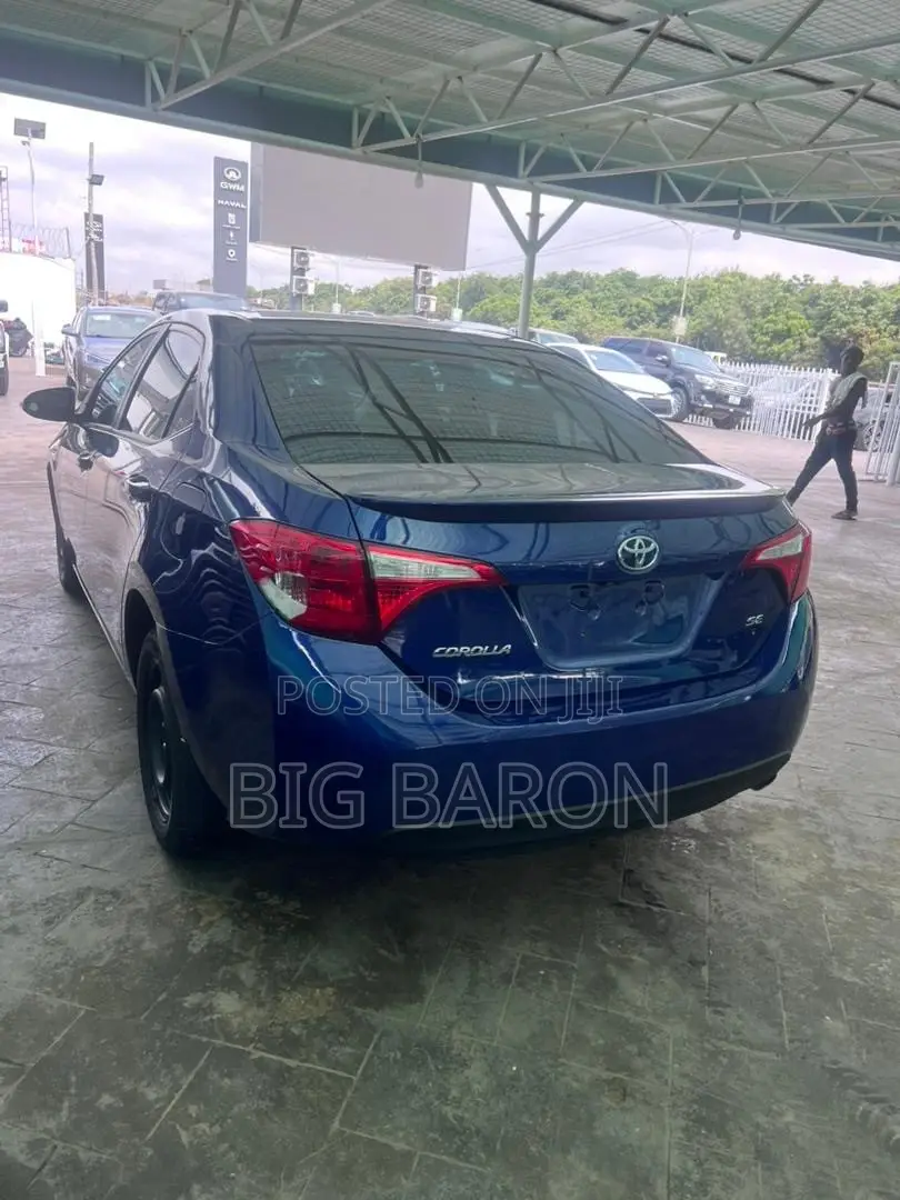 Toyota Corolla SE Special Edition 4dr Sedan (1.8L 4cyl CVT) 2017 Blue