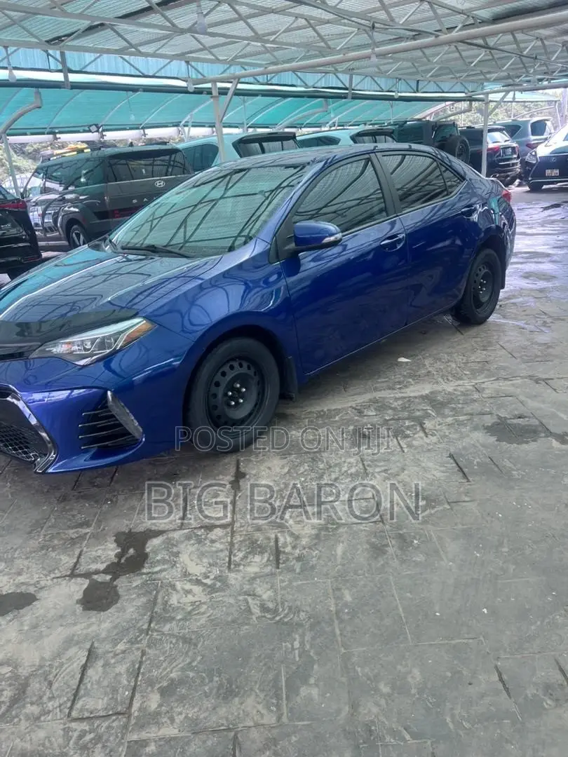 Toyota Corolla SE Special Edition 4dr Sedan (1.8L 4cyl CVT) 2017 Blue