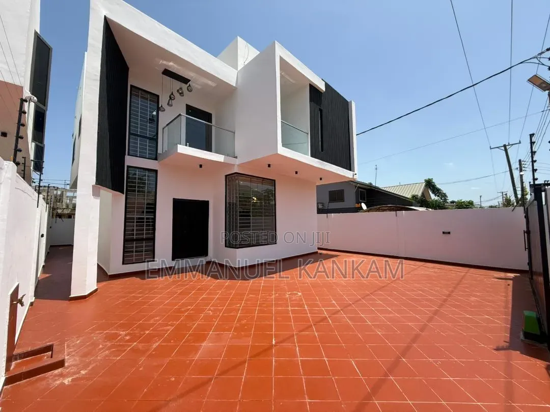 4bdrm House in Baatsona Total for sale
