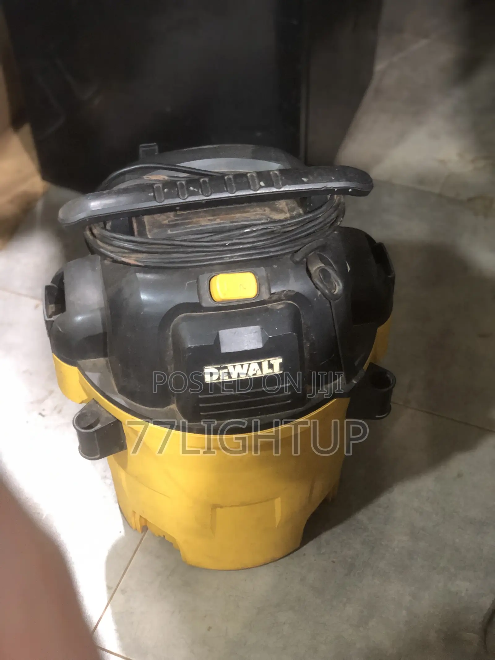 Vacuum Cleaner