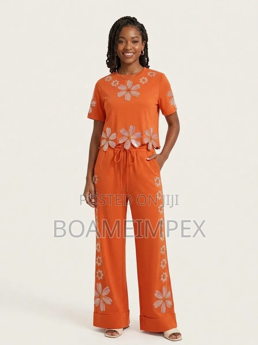 Women’s 2-Piece Sequin Flower T-Shirt Wide-Leg Pant White/Black/Orange