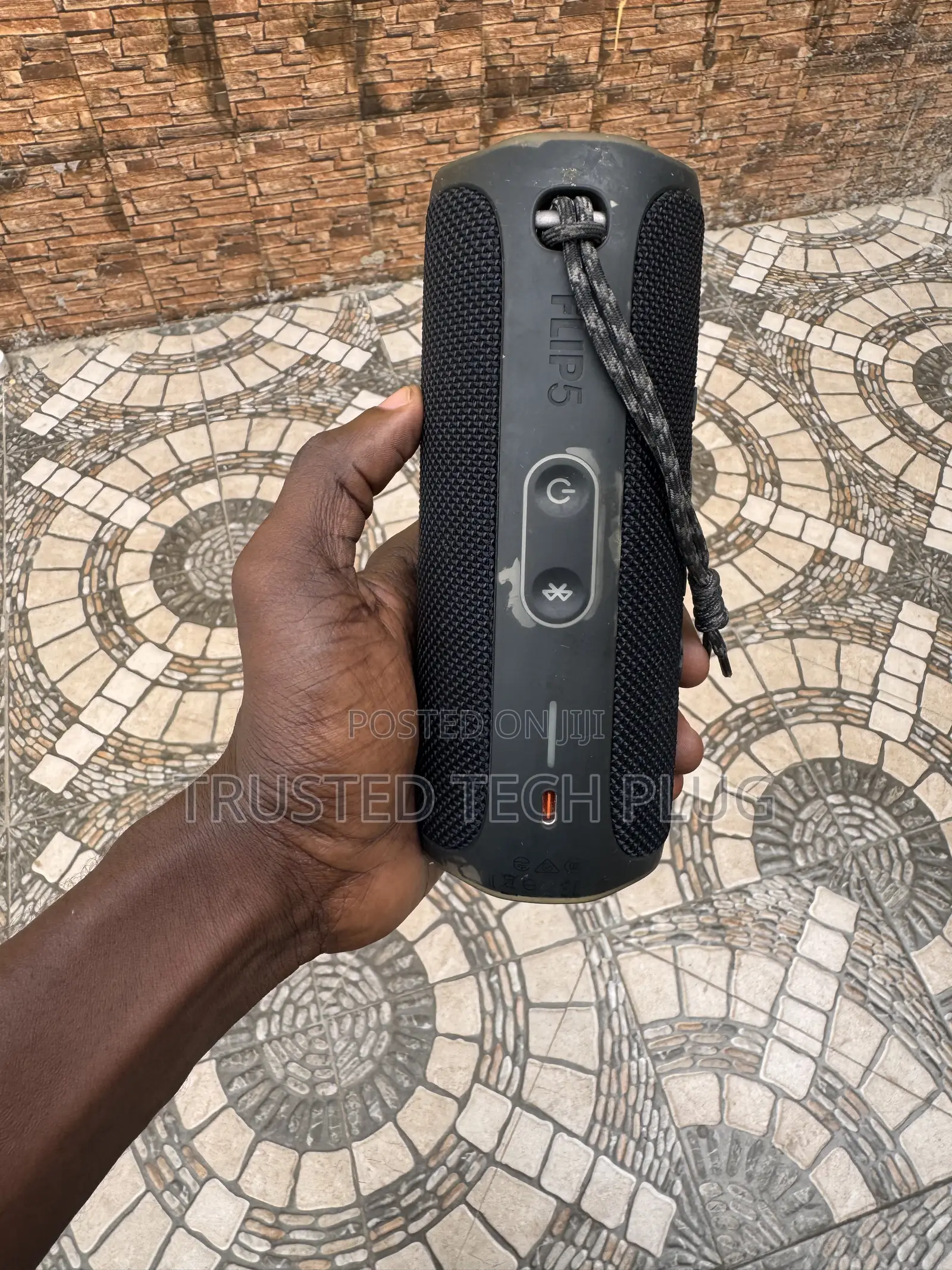 Preowned JBL Flip 5 Bluetooth Speaker From America in Stock