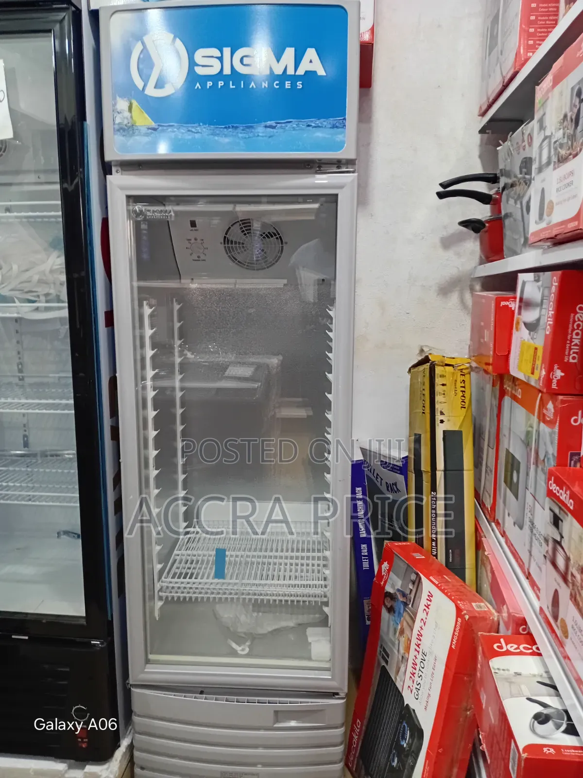 Premium Sigma 260L Display Fridge – Fresh, Cold Convenient260L