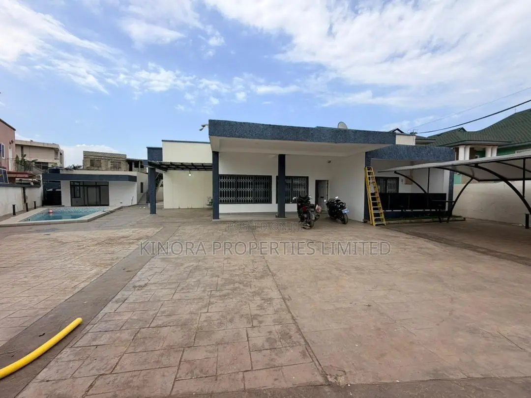 6bdrm Bungalow in Adjiganor, Adjiriganor for rent